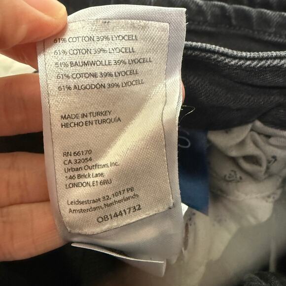 Anthropologie Pilcro High Rise Straight Jeans Black Split Hem Women’s Size 26 - Picture 16 of 16